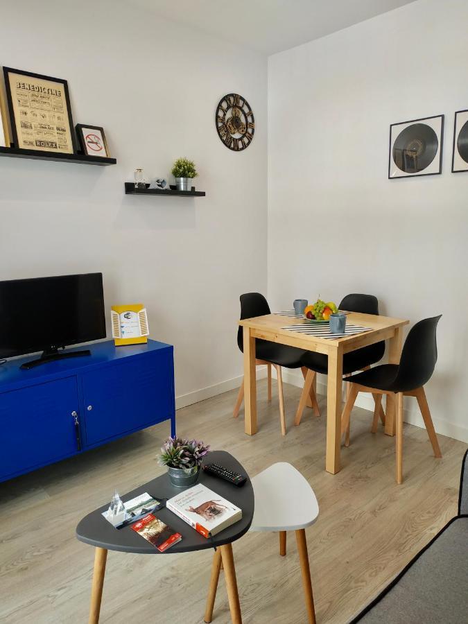 Andys Housing Rio * Madri