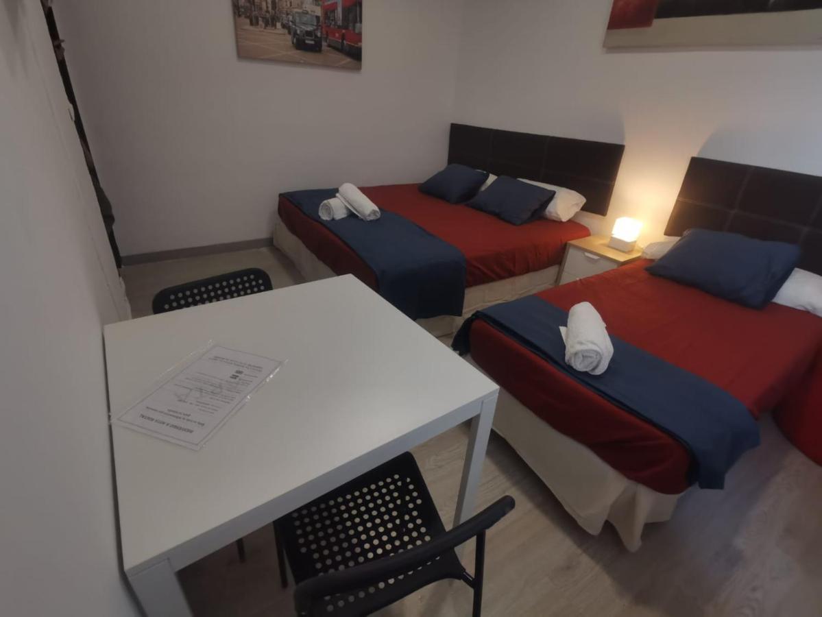 Arvin Hostal * Madri