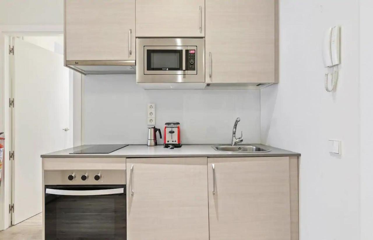 Apartment Bnbholder Charming & Stylish Iii Chueca