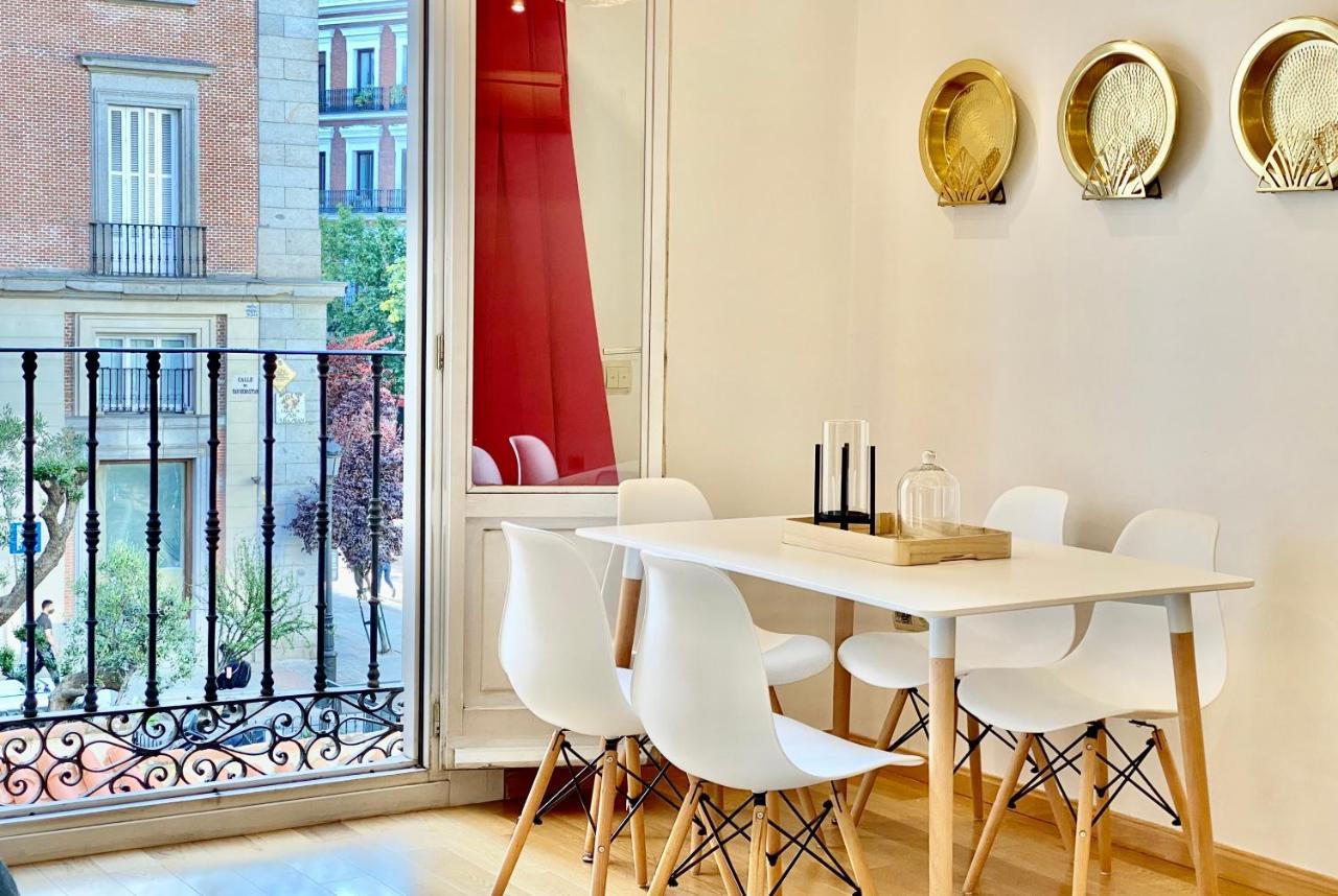 Apartment Charming Huertas Ii