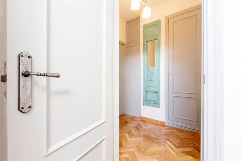 Homeabout Lavapies Ii Apartment Madrid
