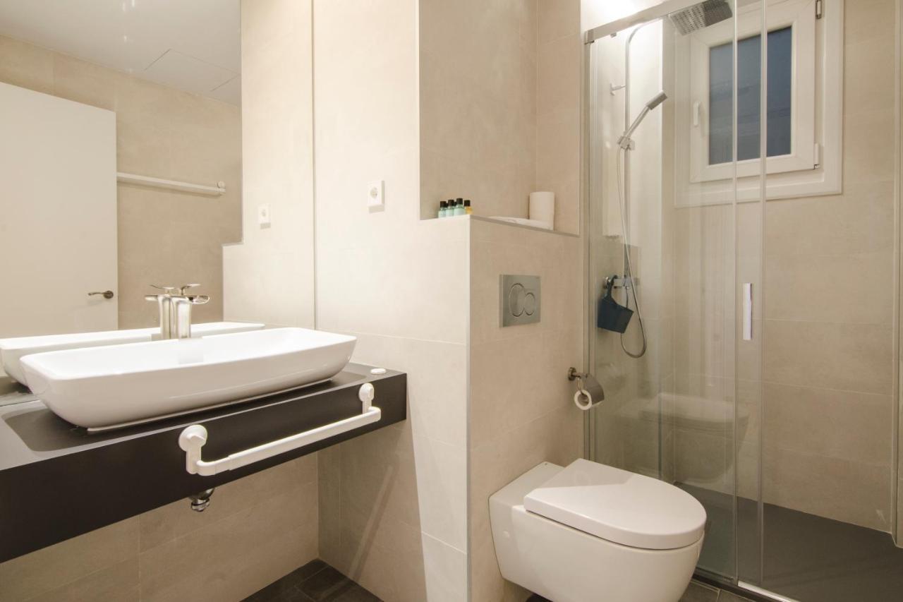 Apartamento FANTÁSTICO (3H + 2B) Palacio Real Madri