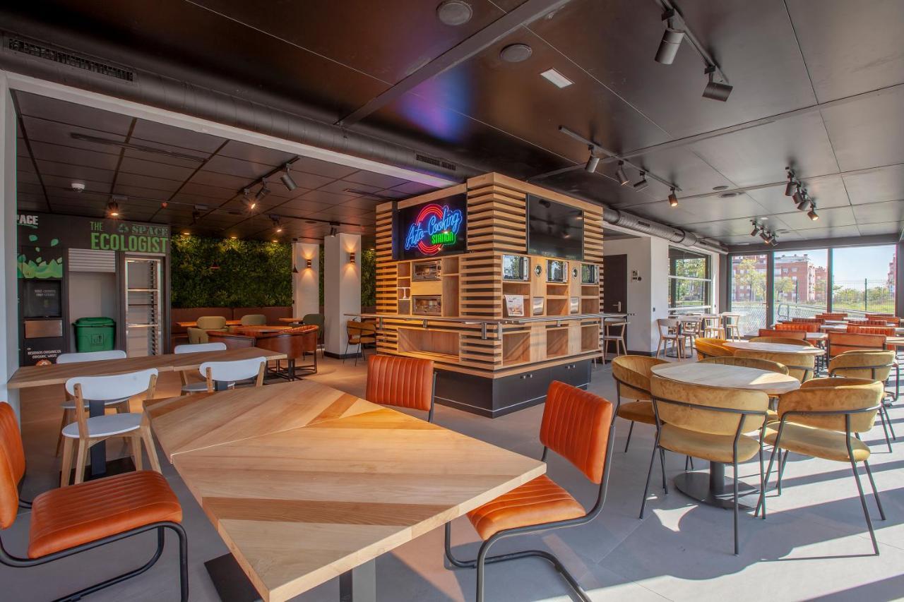 Vertice Roomspace 3* Madrid
