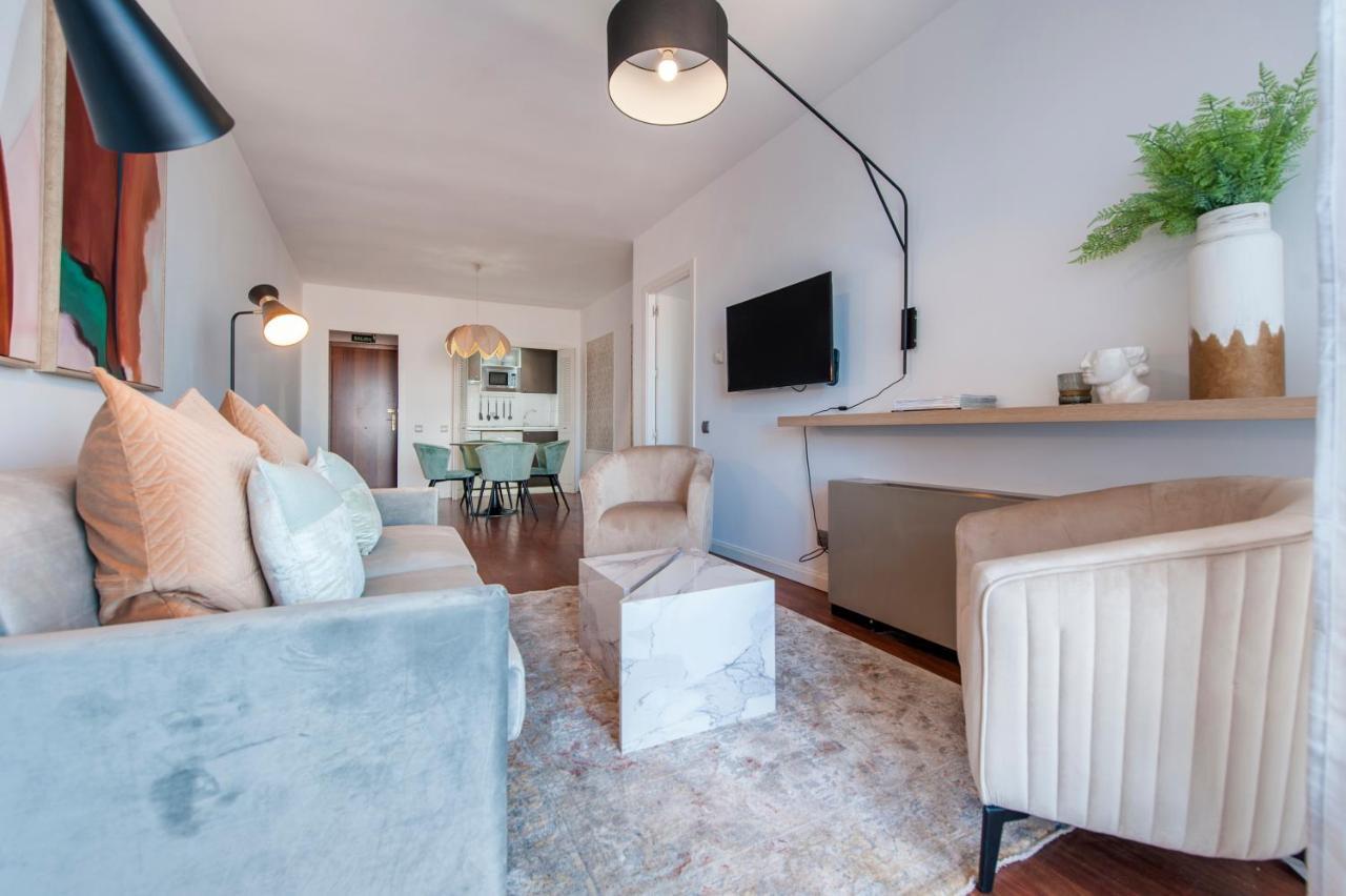 Apartment Plaza De Castilla Iii - Ubicacion Privilegiada Y Estilo Moderno