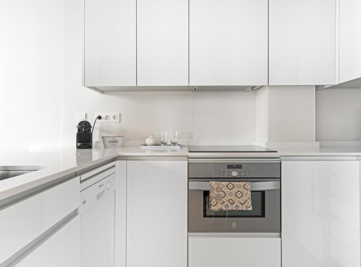 Charming 1-bedroom In Stylish Retreat For 2, Alonso Martinez I Apartment *