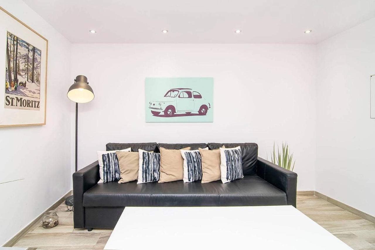 Apartment Center Next Plaza Mayor By Batuecas