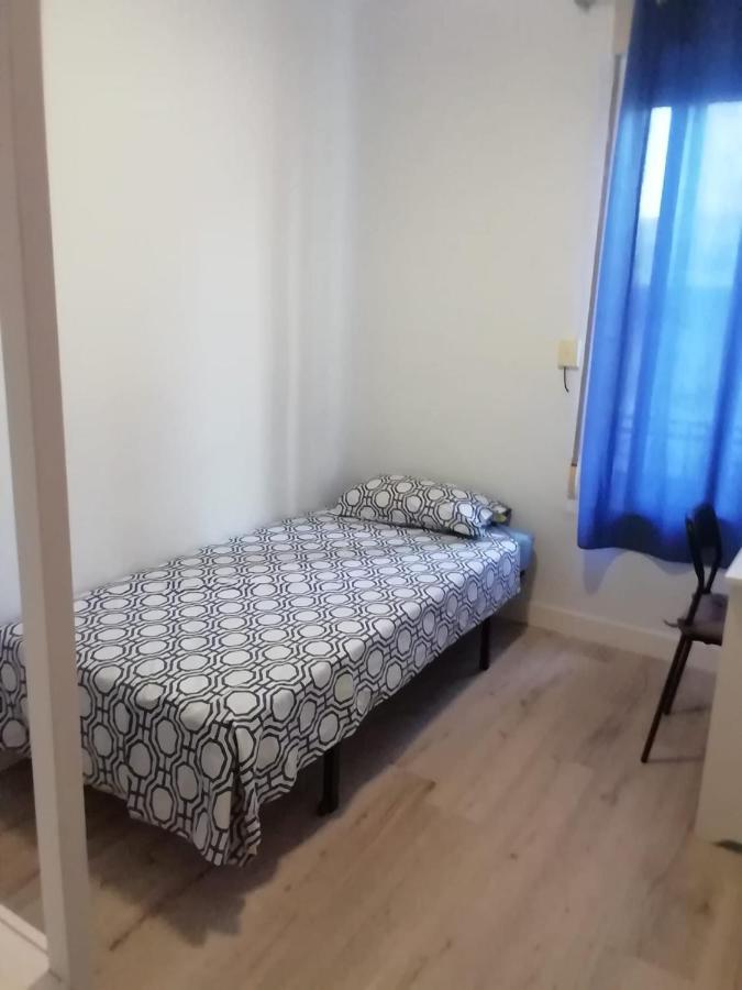 Luminosas Y Acogedoras Homestay Madrid