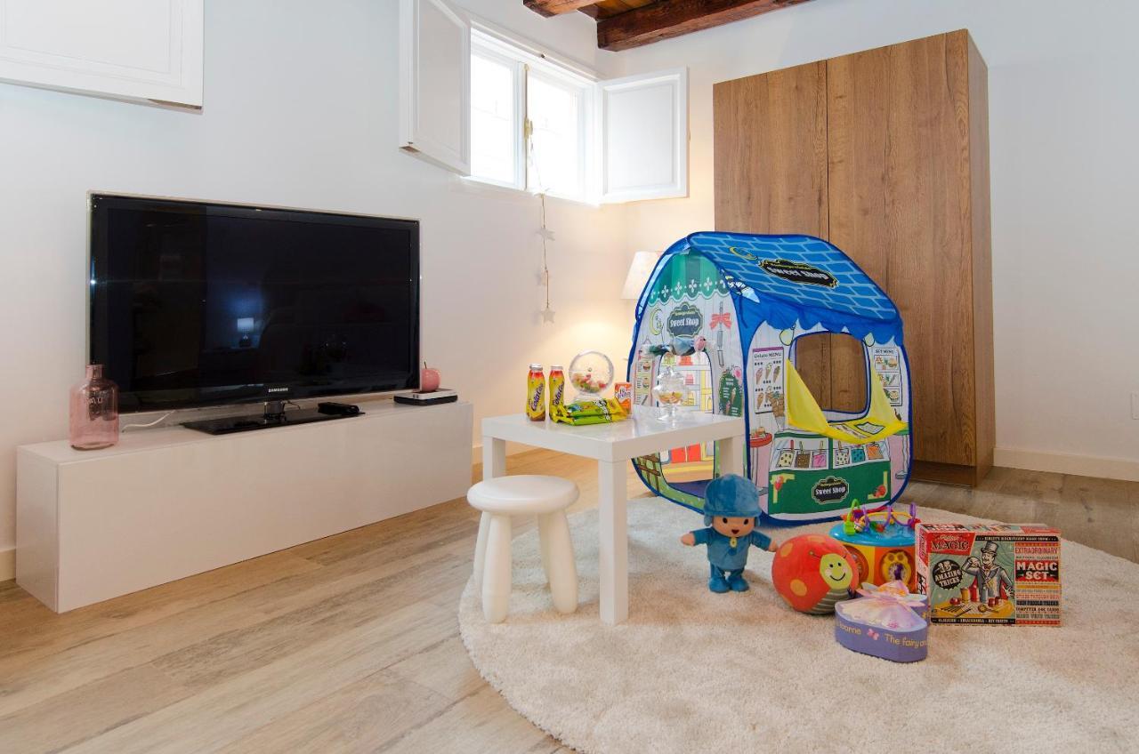 Hellenhost - Gran Vía Apartamento Madri
