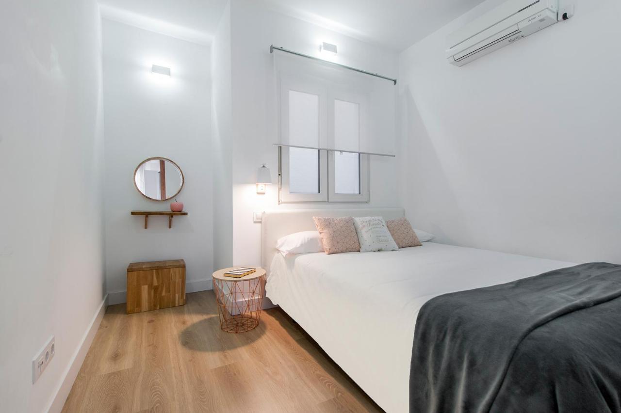 Hellenhost - Gran Vía Apartamento *