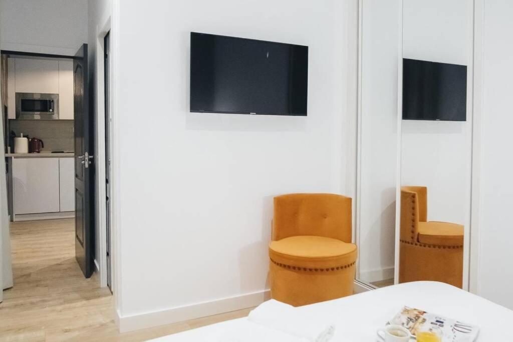 Apartment Plaza De Pedro Zerolo Iii