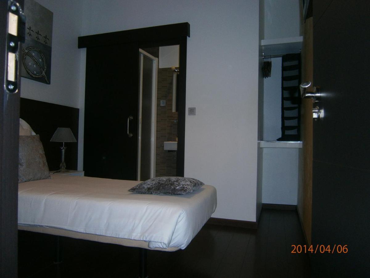 Thc Latina Guest house Madrid