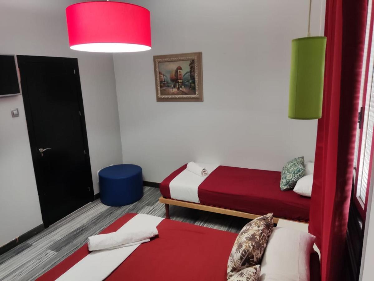 Arvin Hostal * Madri