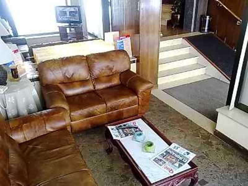Uve Marcenado Hotel 3*
