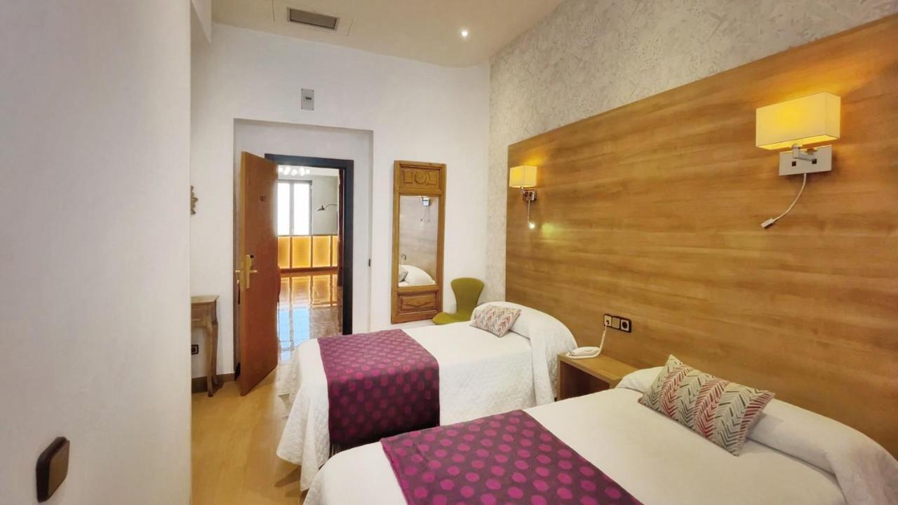 Aguilar Guest house 2*