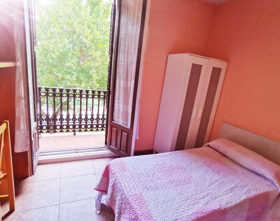 Casa De Huespedes La Asturiana Guest house Madrid