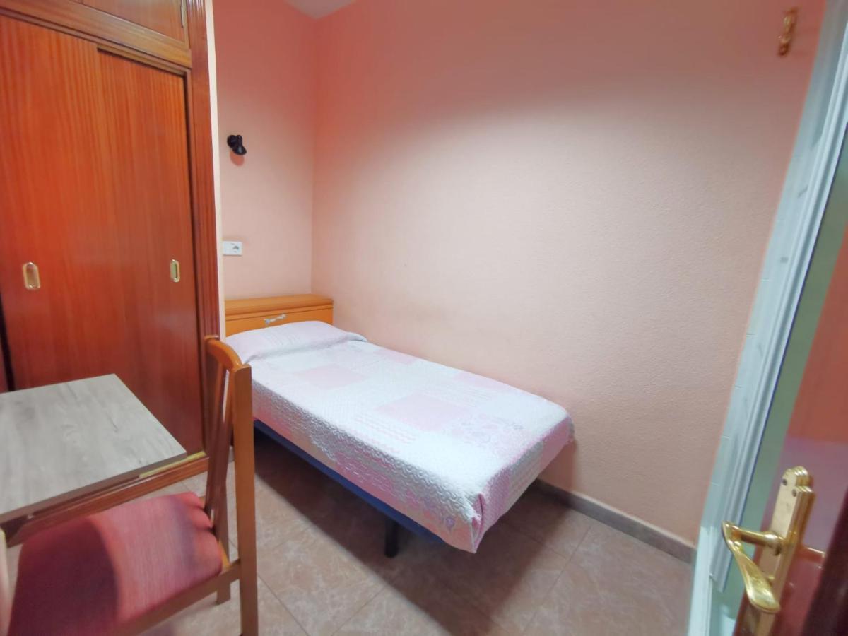 Casa De Huespedes La Asturiana Guest house 2*
