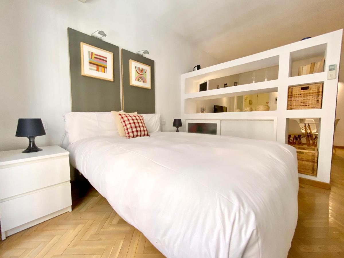 Charming Cozy Malasana *