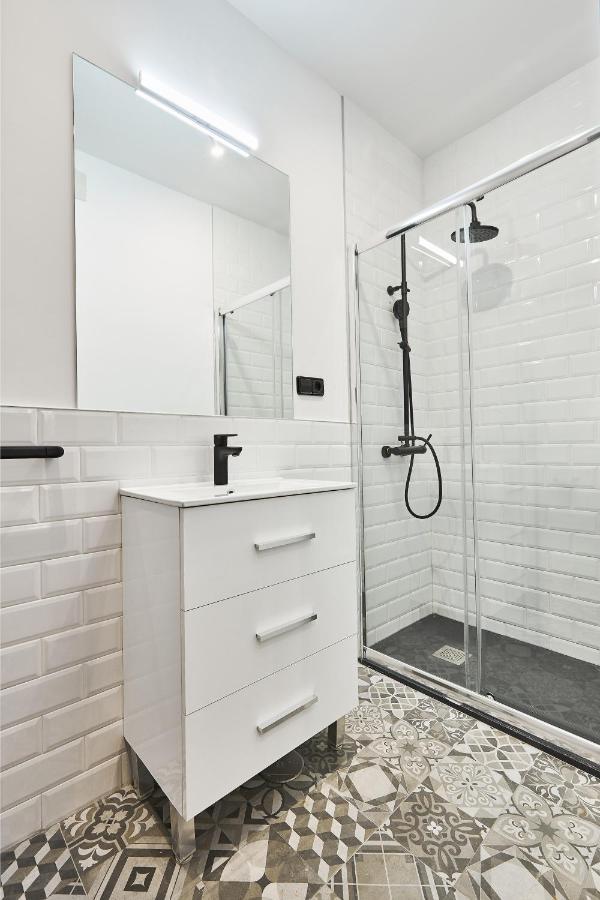 Padilla V, By Presidence Apartment Madrid