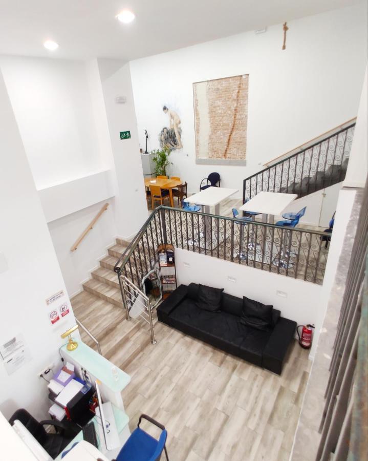 Albergue Palafox 23 *