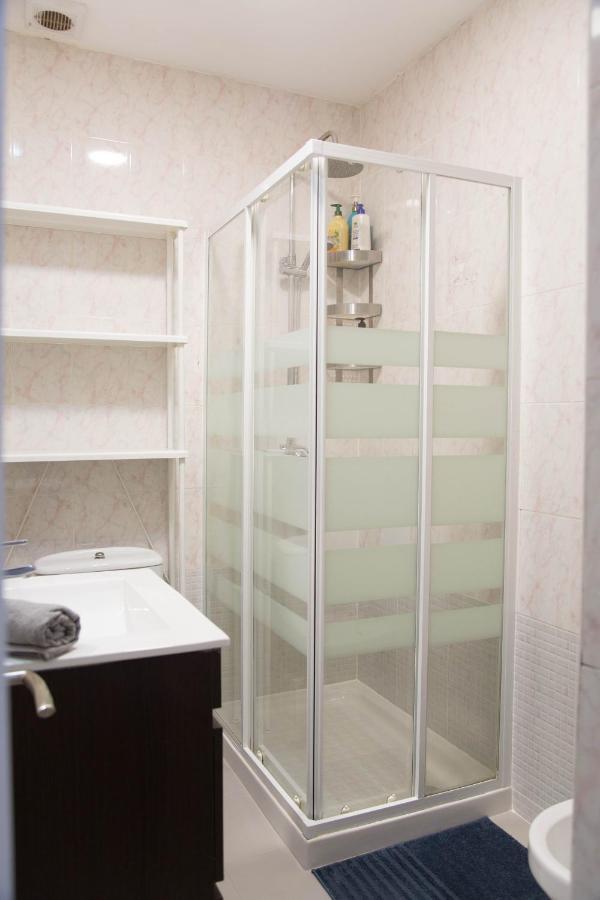 Apartment Ile Aina Exterior Madrid