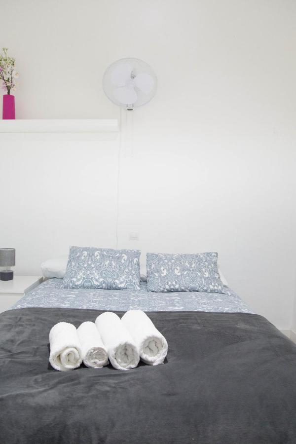 Ile Aina Exterior Apartment Madrid