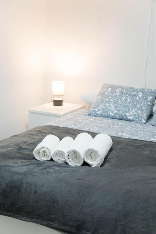 Apartment Ile Aina Exterior Madrid