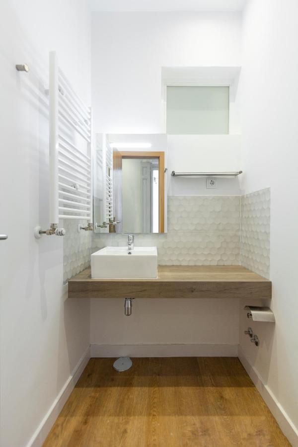 Dobo Homes Zurbano Apartment *