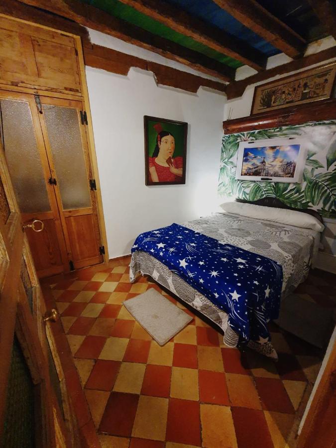 Alfonso Vi , Plaza Mayor & Bed & Breakfast