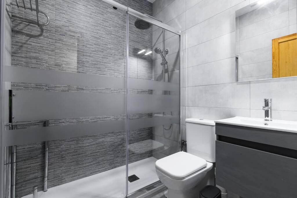 Coqueto Piso En Madrid/atocha. 4 Personas 2 Hab Apartment
