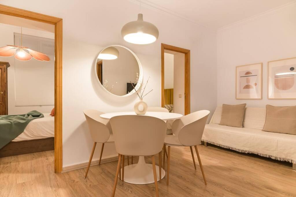 Apartment Coqueto Piso En Madrid/atocha. 4 Personas 2 Hab *