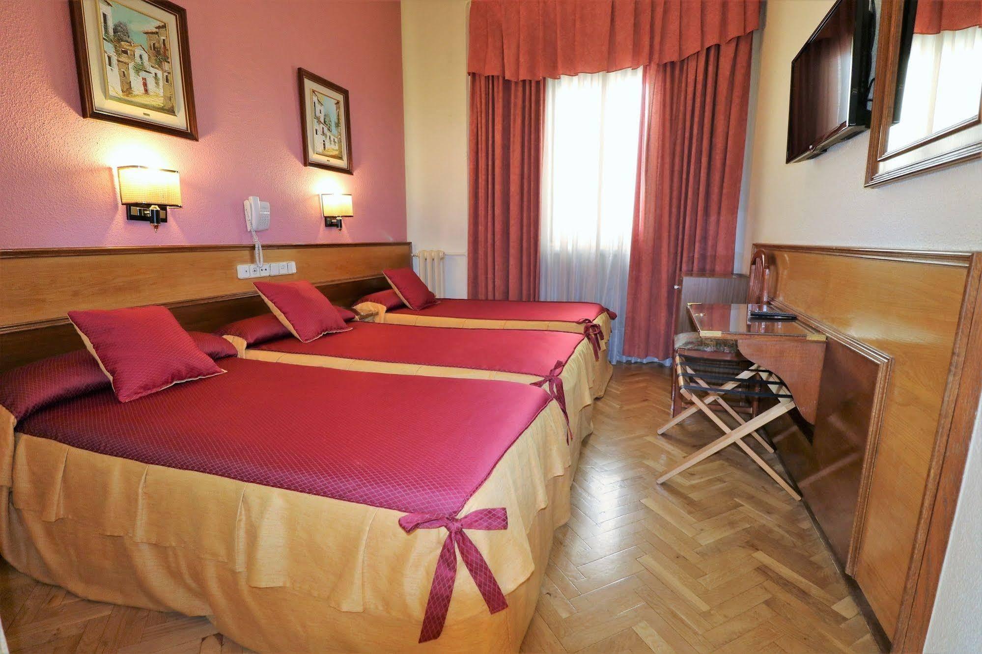 Guest house Hispano - Argentino Gran Via 3*