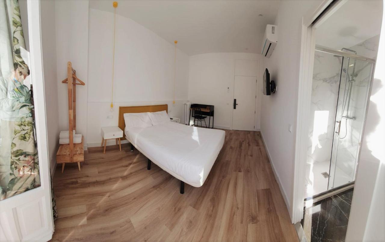 Guest house Manuela By Gaiarooms