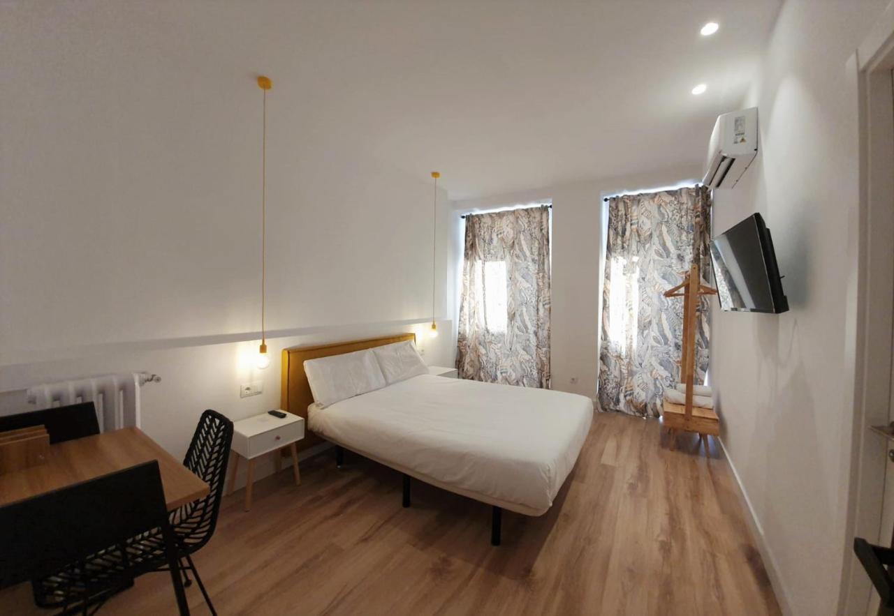 Guest house Manuela By Gaiarooms