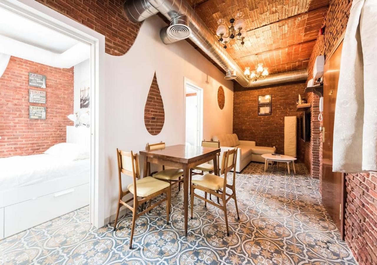 Rustic House In A Beautiful Corrala Apartamento Madri