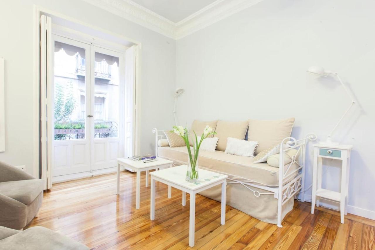 Apartment Charming Gran Via Luna Madrid