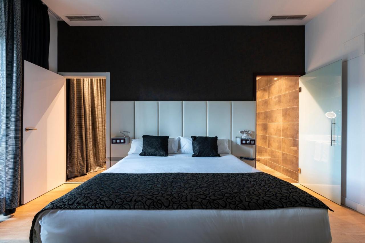 Petit Palace Santa Barbara Hotel 4*