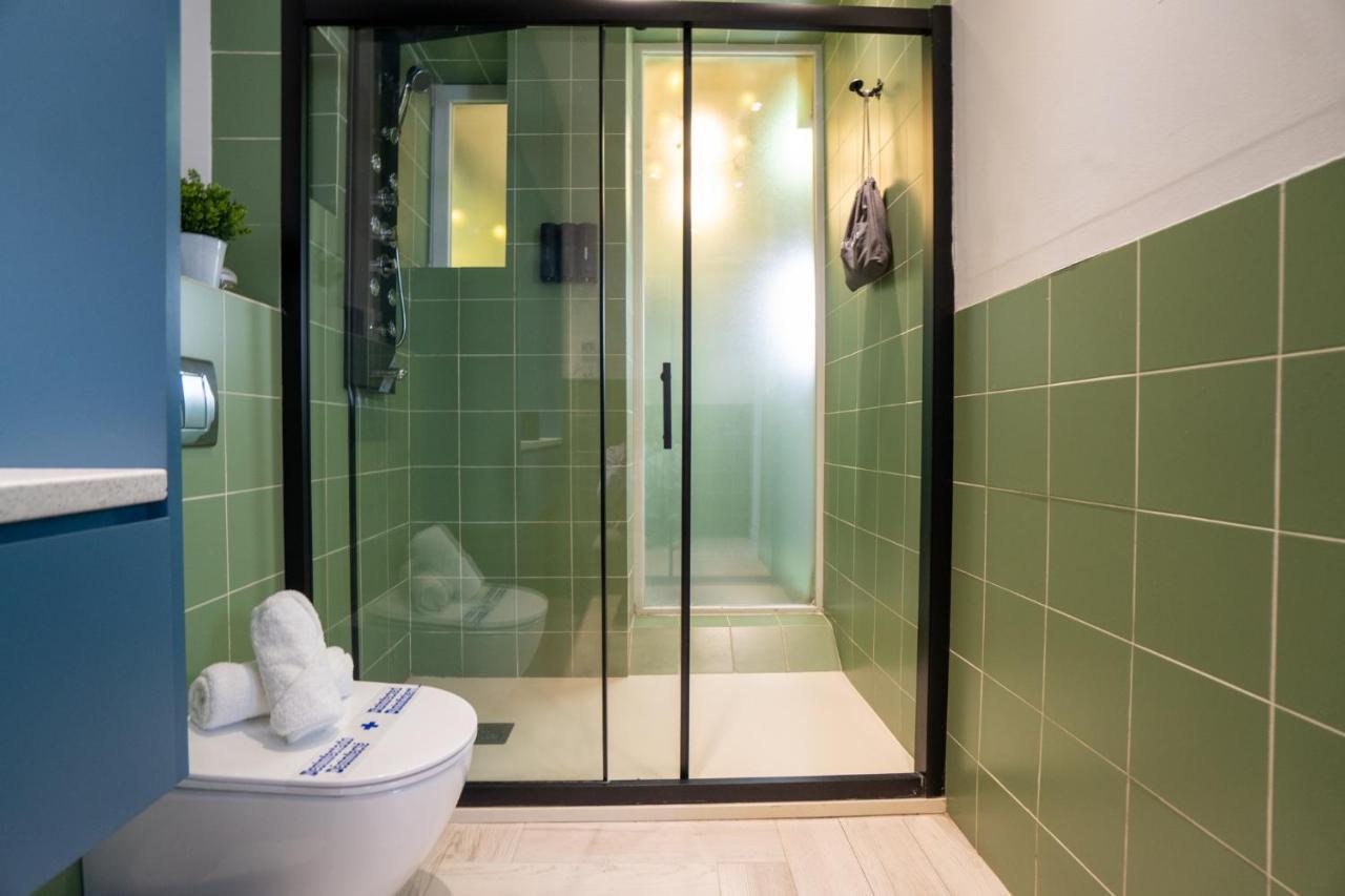 Cozy Puerta Del Sol & Private Patio Apartment *