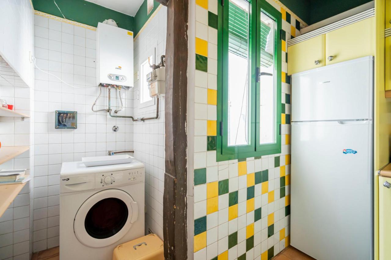 Apartamento For Cozy Attic Private Terrace In Ech5 *