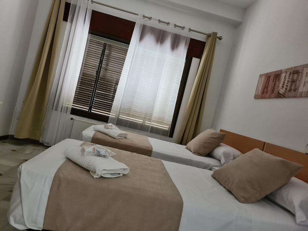 Village Arturo Soria (Adults Only) Homestay Madrid