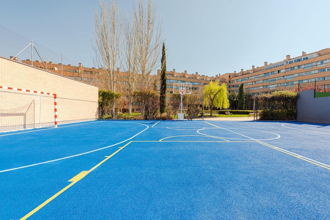 Olivos Stylish In Conde Orgaz Area * Madrid