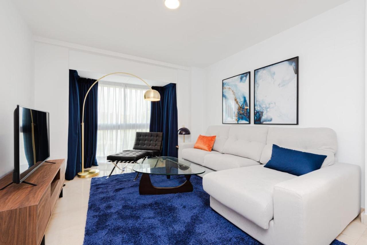 Castanos Design In Conde Orgaz Area Apartment