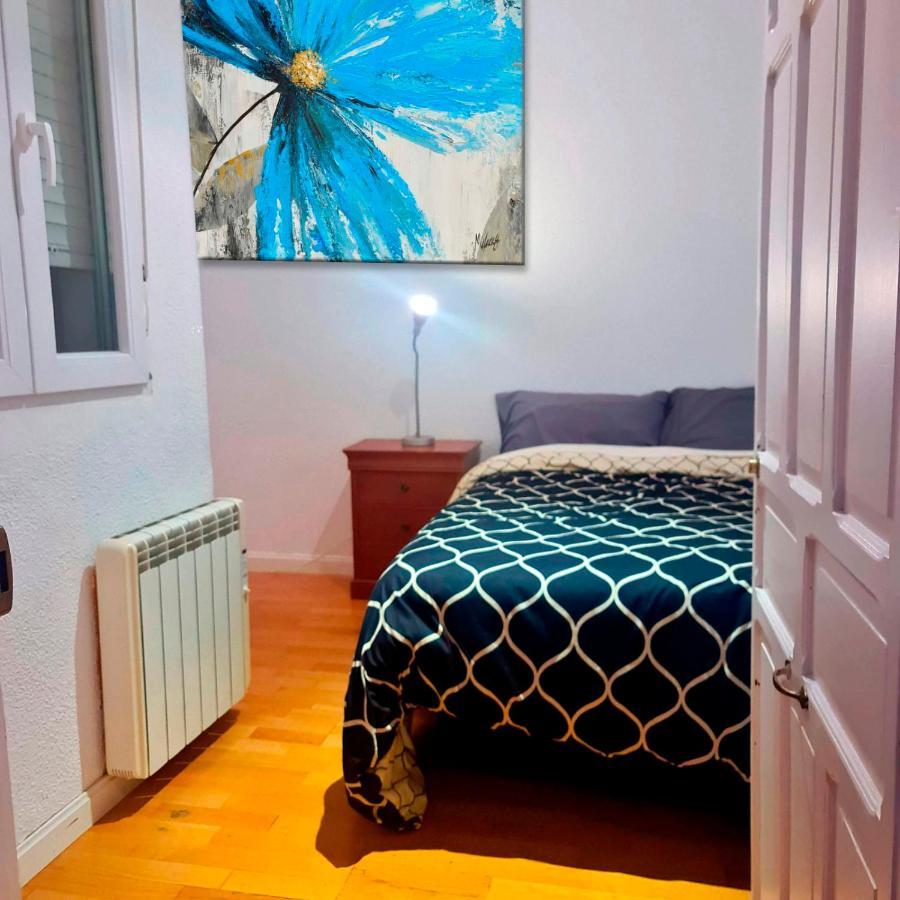 Gran Via Valverde & Parking Bed and breakfast Madrid