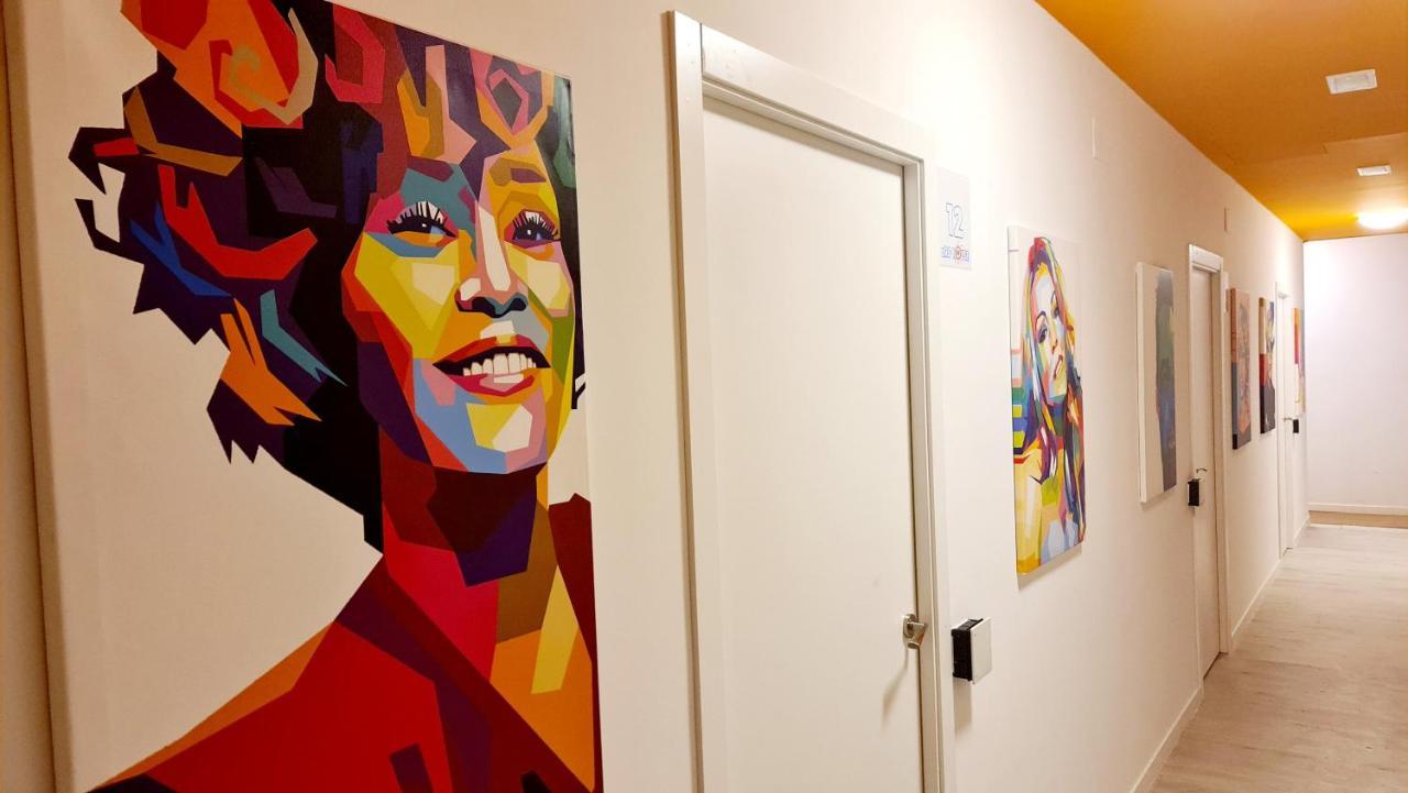 Hostel Arc House - Puerta Del Sol Only Adults Madrid