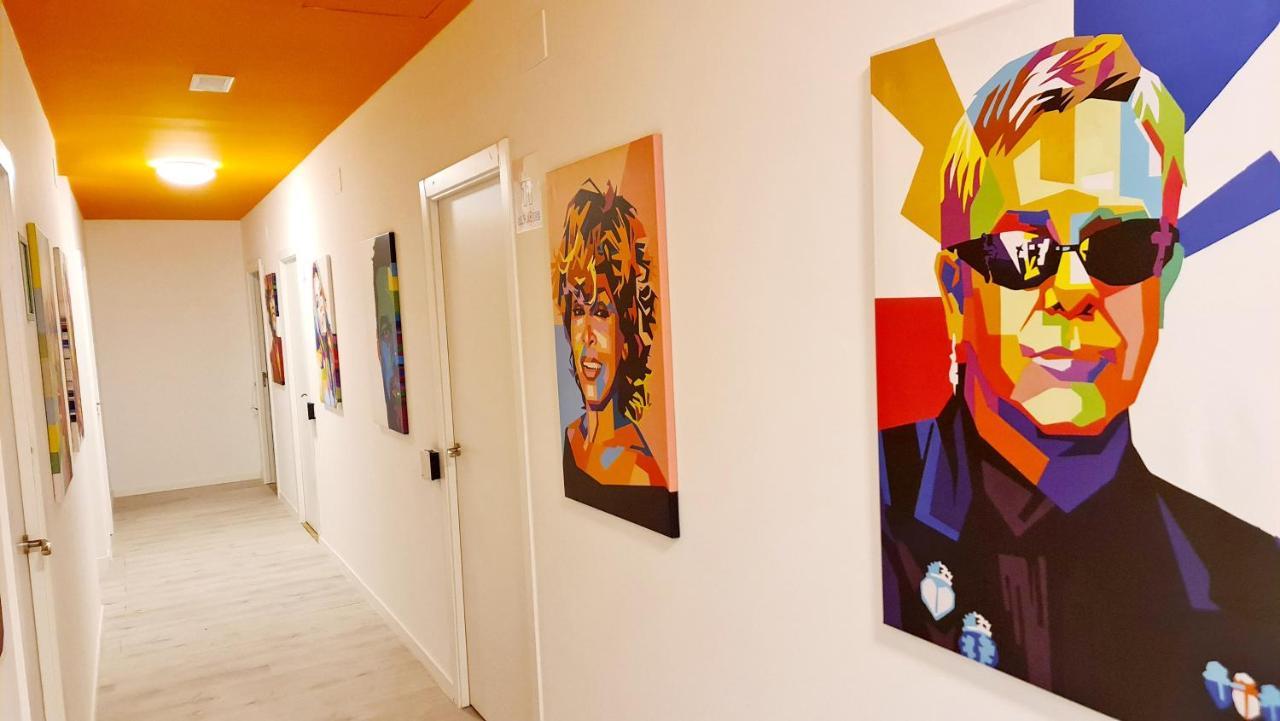Hostel Arc House - Puerta Del Sol Only Adults