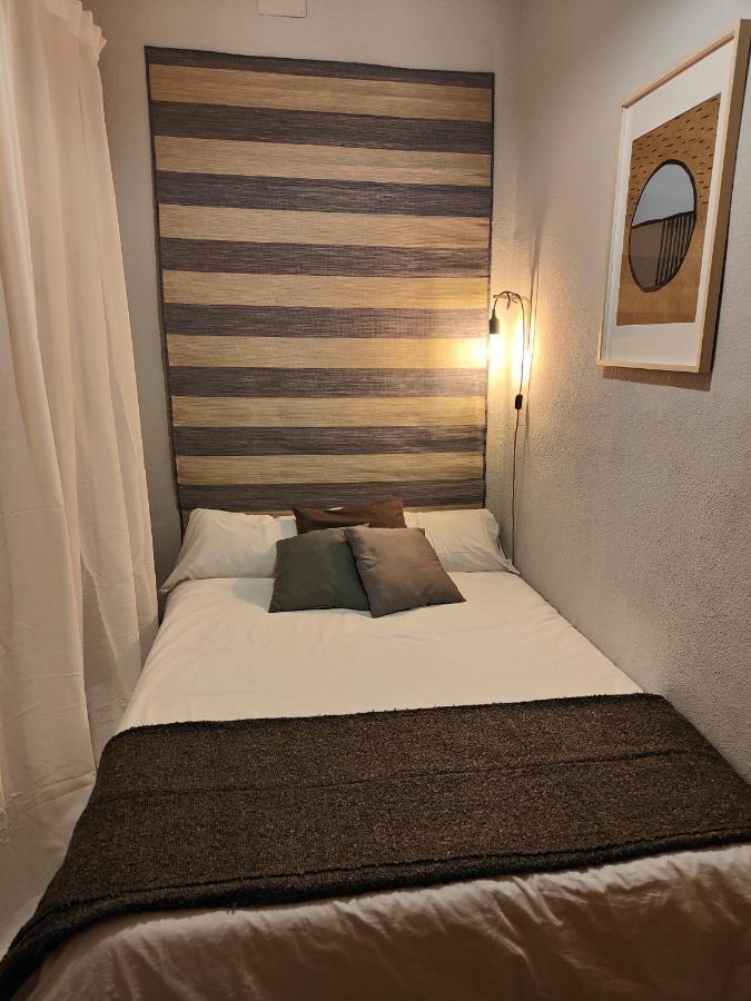 Corredera Rooms, No Llegadas Despues De 21h Gasthof