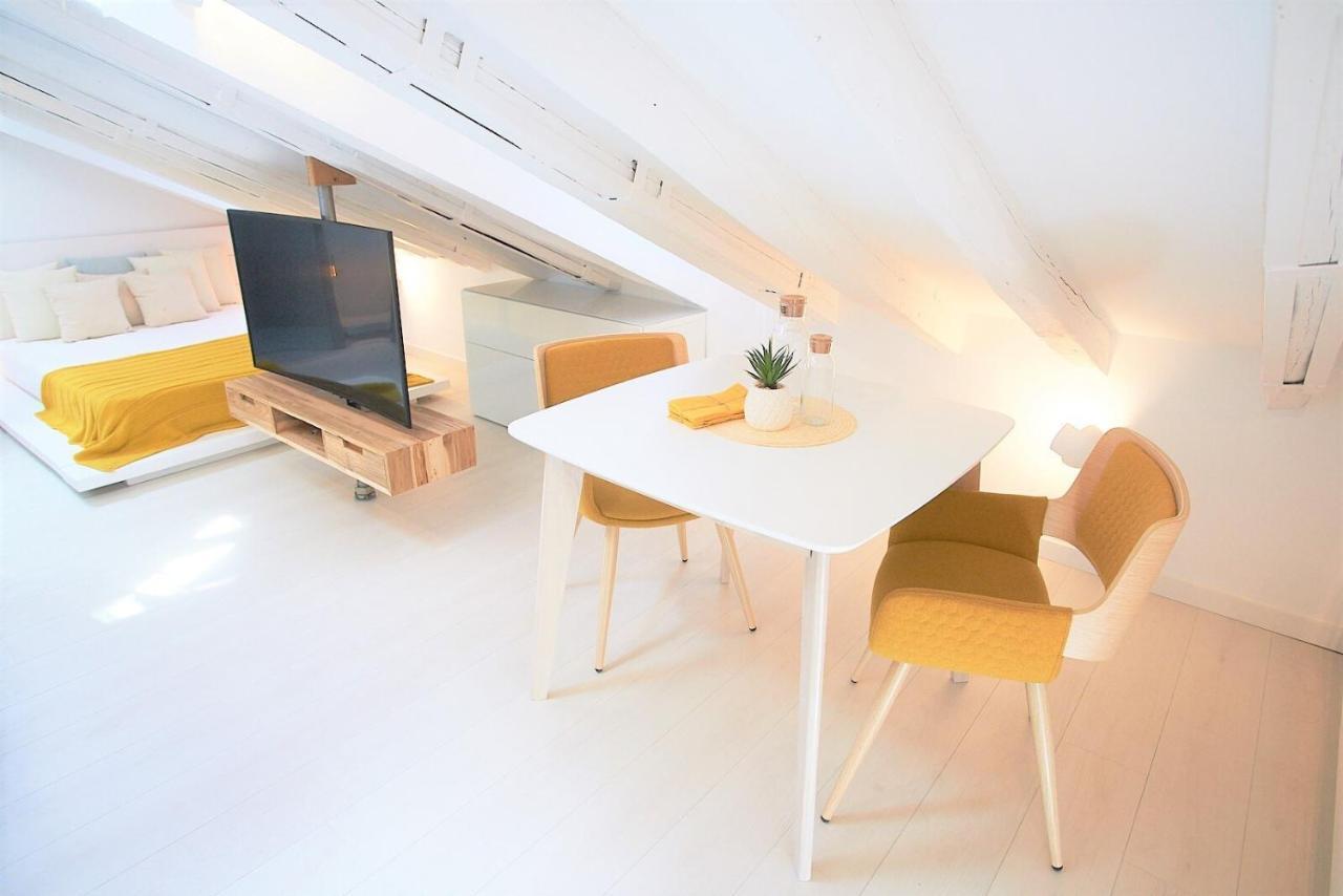 Apartment Penthouse Opera