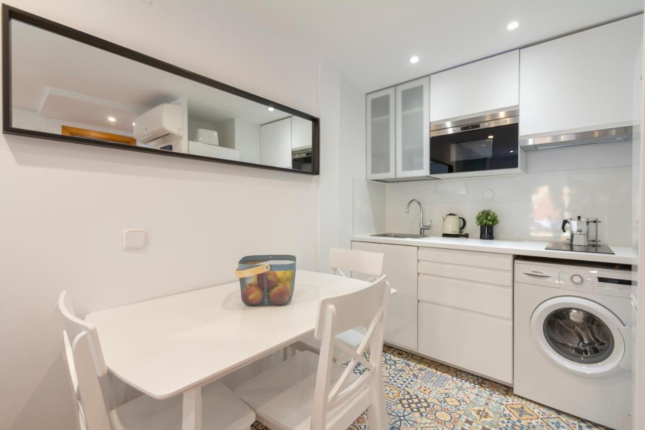 Homelike Sol - Gran Via I Apartment Madrid