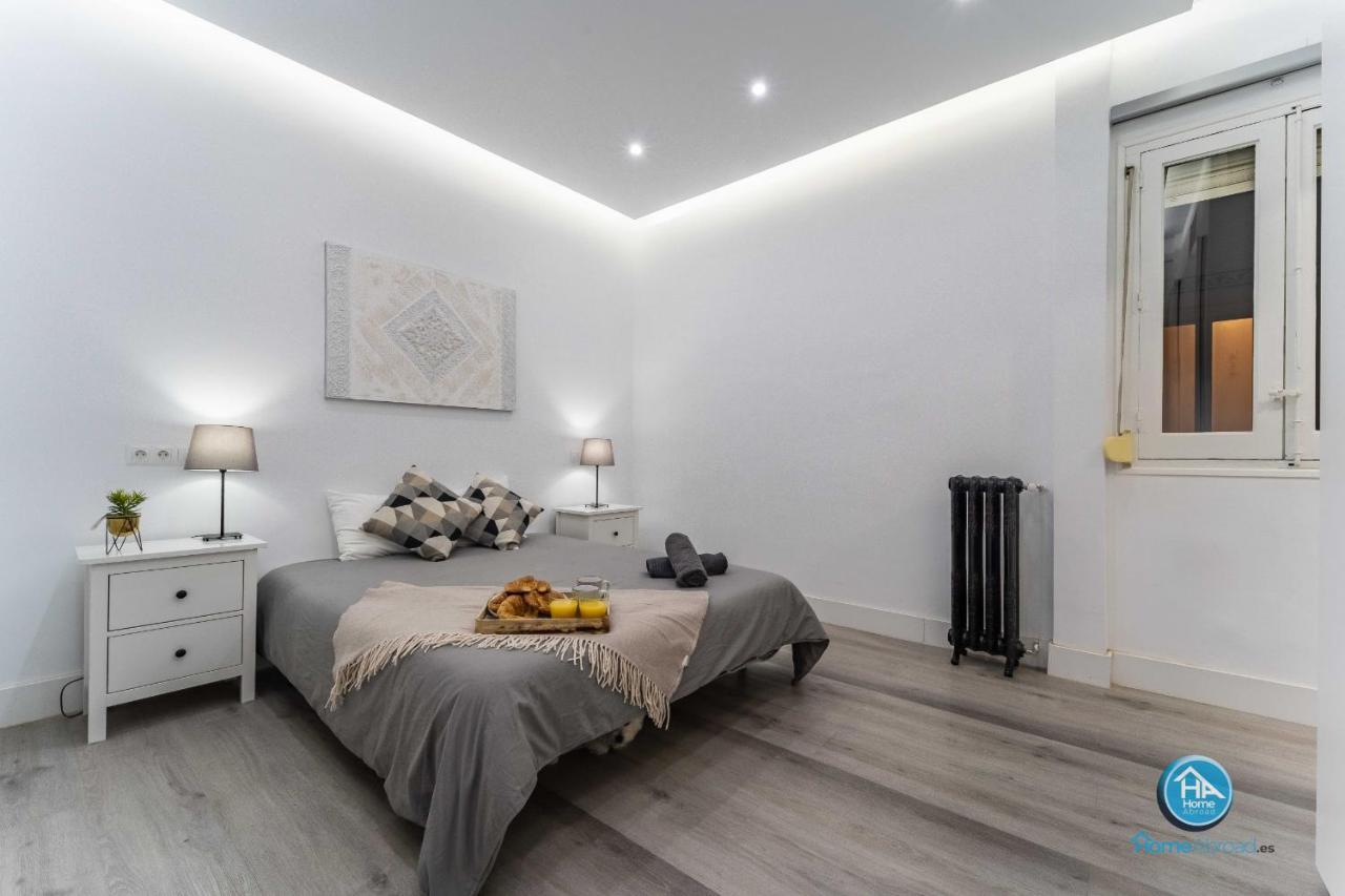 Modern Boutique In The Heart Of Madrid