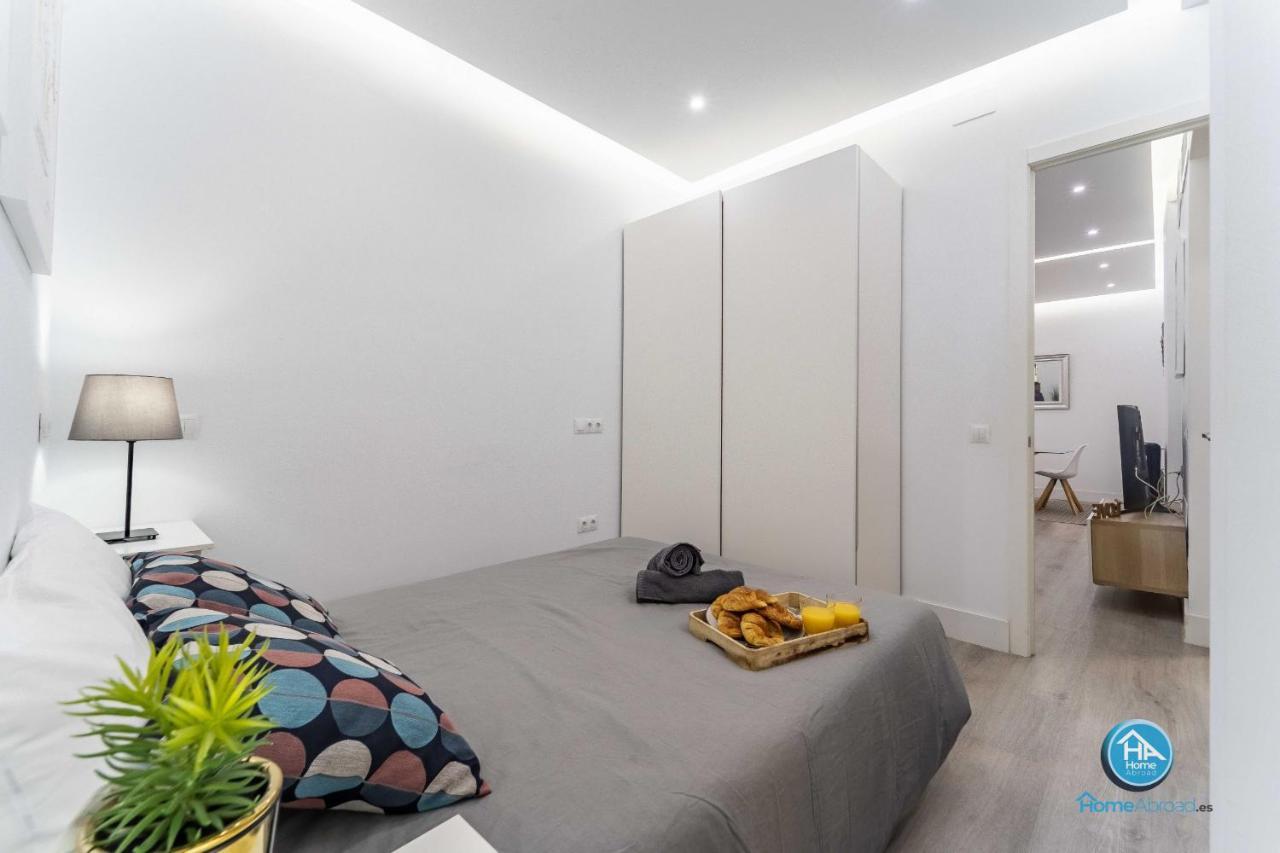 Modern Boutique In The Heart Of * Madrid