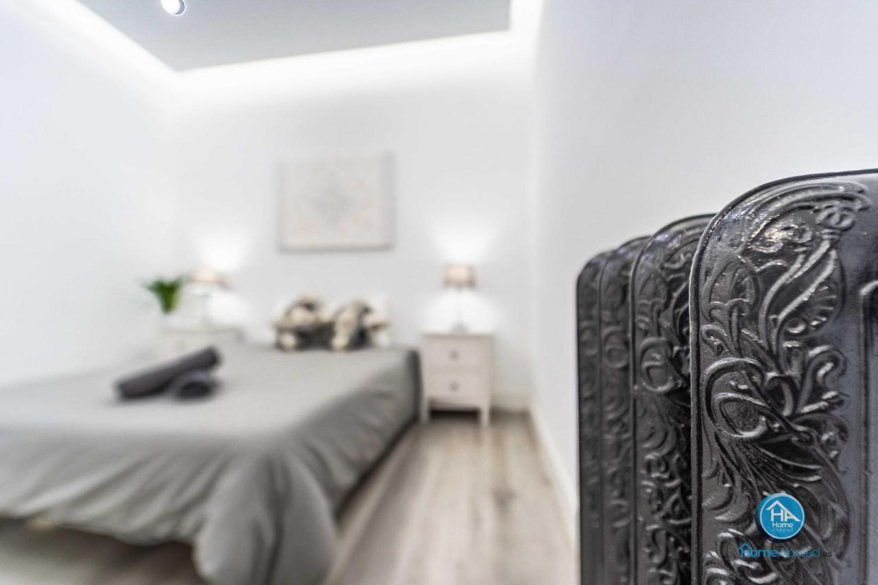 Luxury Center Apartment